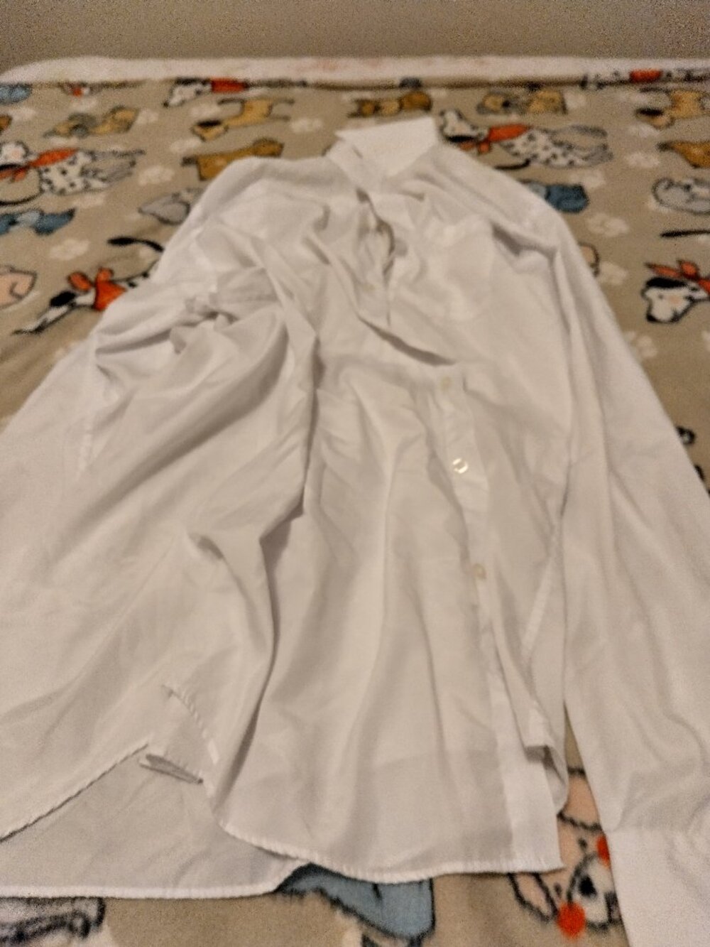 white dress shirt for the guys